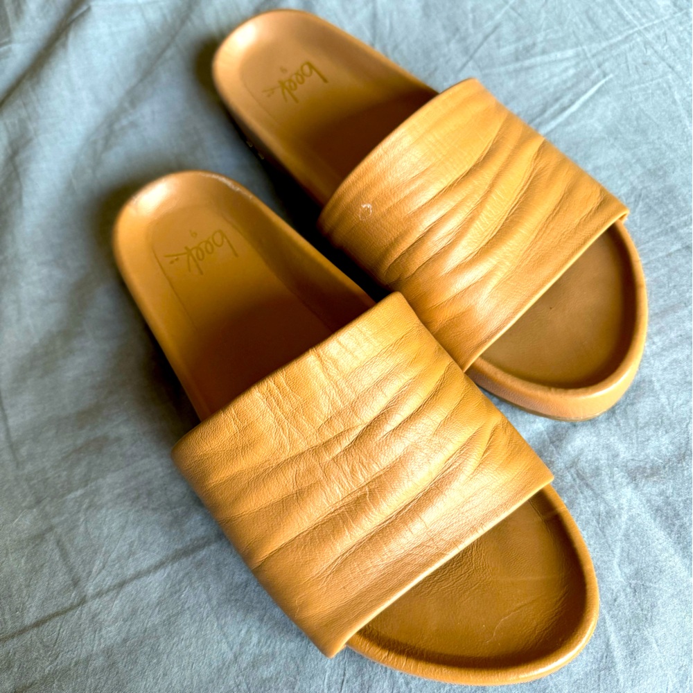 Beek by two birds memory foam platform slides size 9
